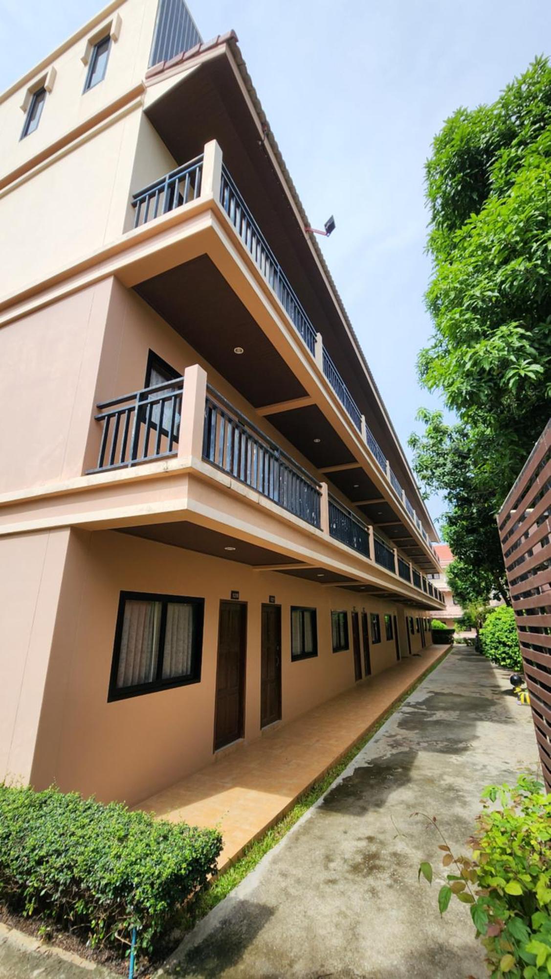 Panupong Hotel Praia Chaweng Exterior foto