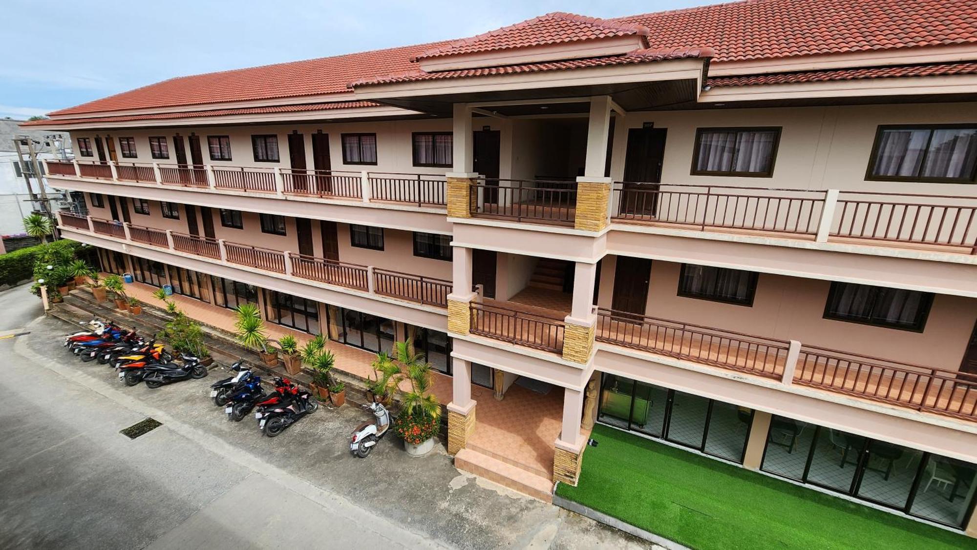 Panupong Hotel Praia Chaweng Exterior foto